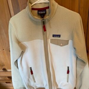 Patagonia Synchilla Fleece in Cream and Red